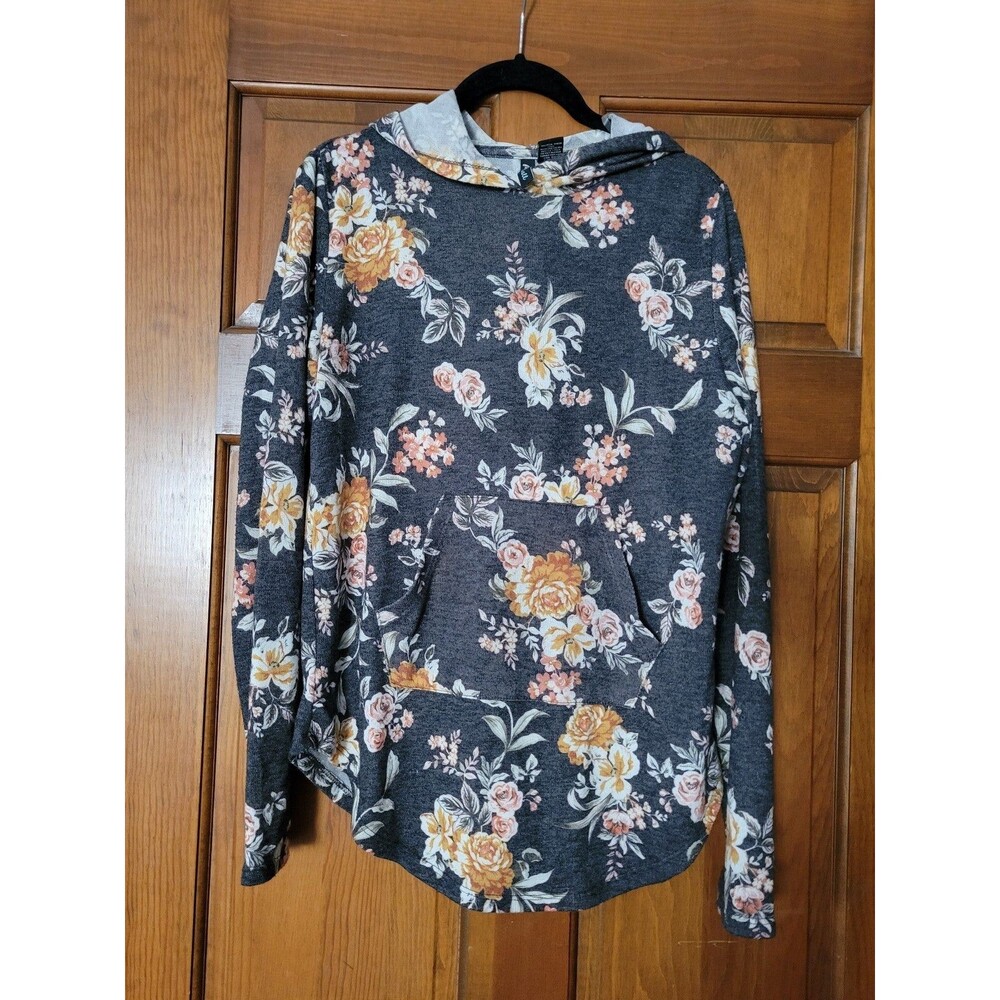 Women's Size Medium Light Weight Hoodie